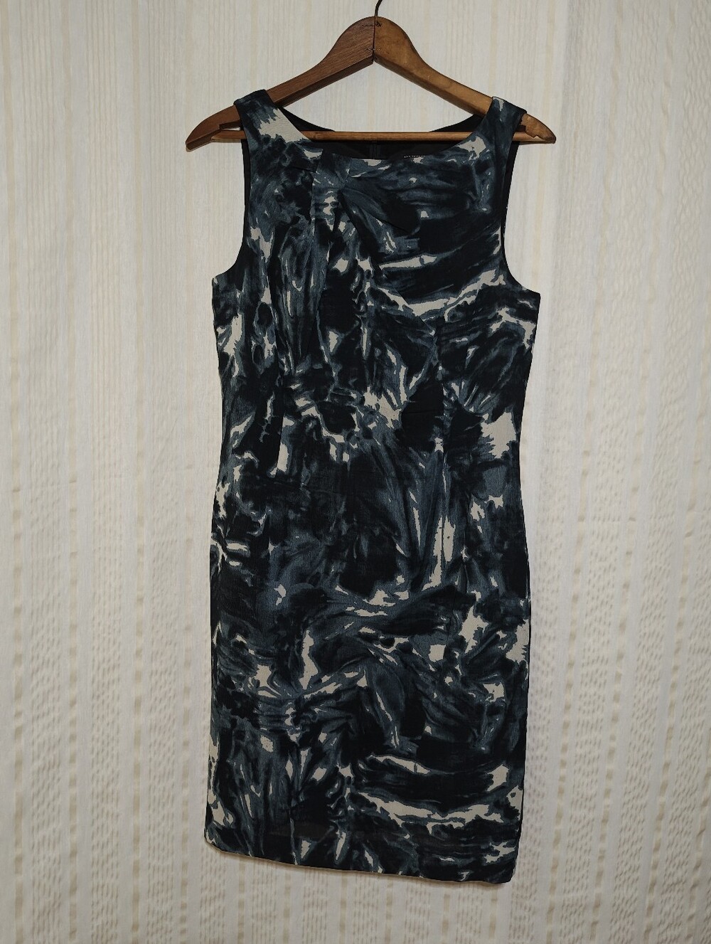 Anne Taylor Sleeveless Black & Blue Abstract Silk Sheath Dress Size 8P